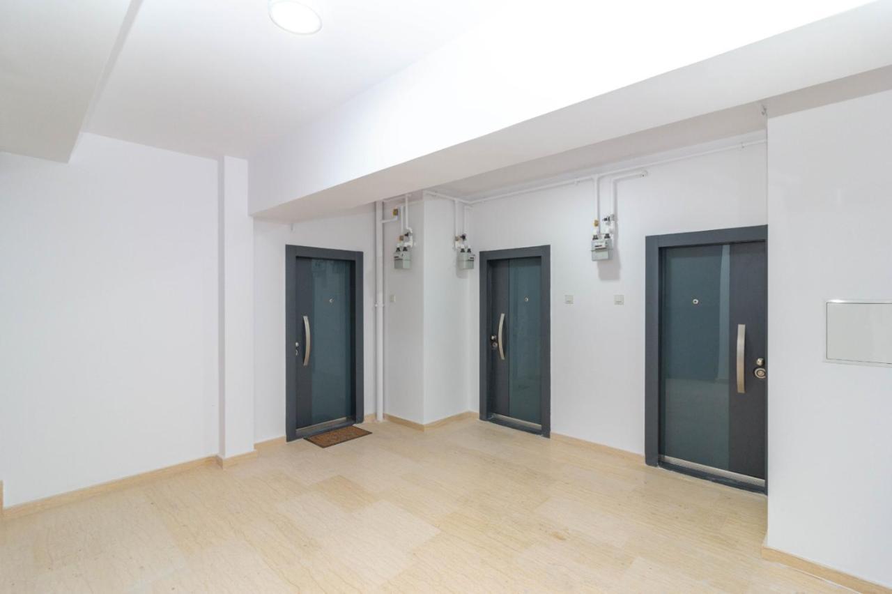 Global Residence Bucharest Luaran gambar